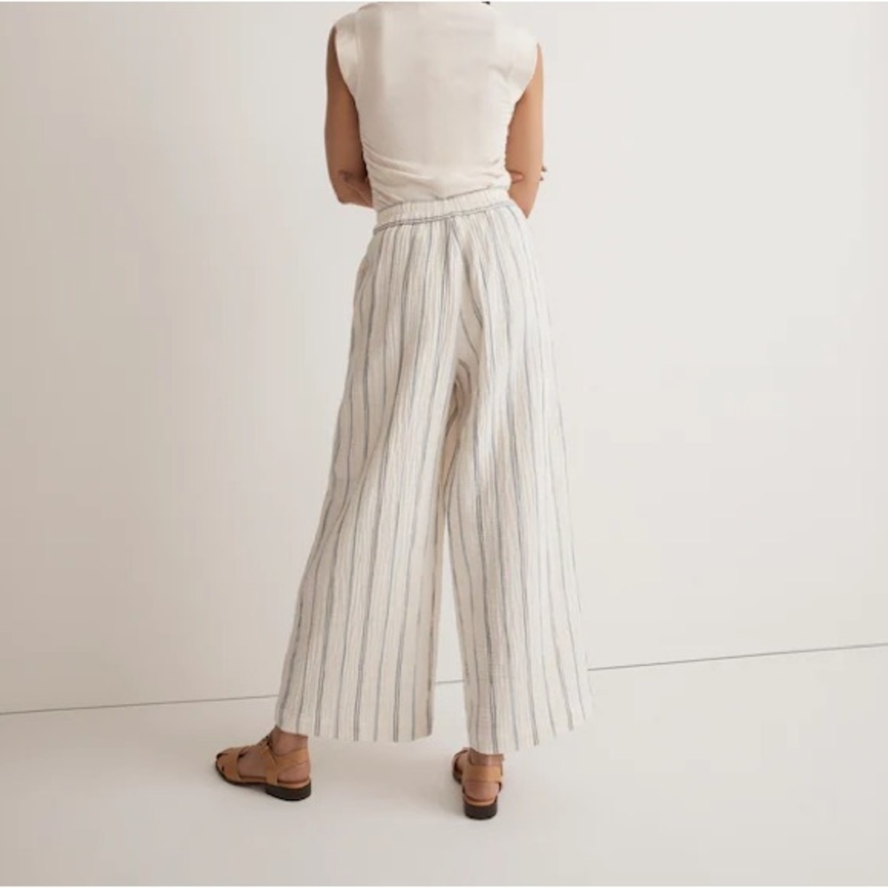 Madewell The Untailored Wide-Leg Crop Pant in Striped Lightspun - Picture 2 of 10